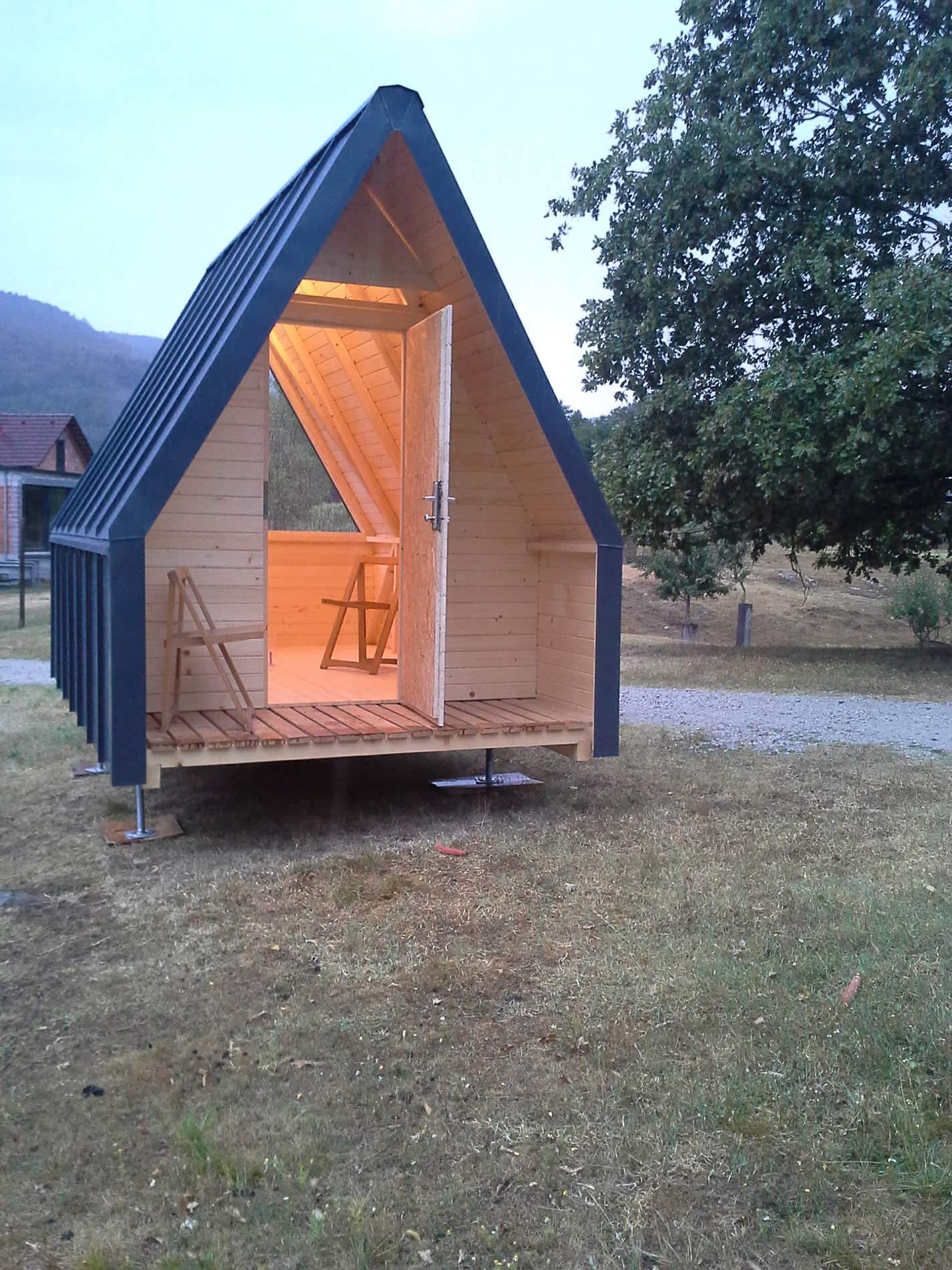 GLAMPING HIŠICA-tipi-top.si